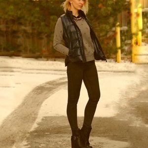 J. CREW Shiny Puffer Down BLACK Vest